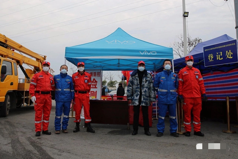 輪值志愿者(左起第三 李強(qiáng))_副本 輪值志愿者(左起第三 李強(qiáng))_副本